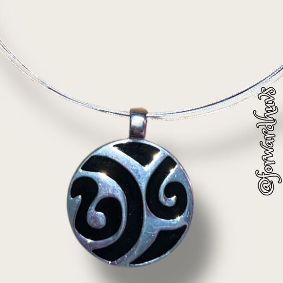 Bundle Sale 3 for $15 | Black and Silver Wire Necklace & Earring Set - Picture 3 of 7